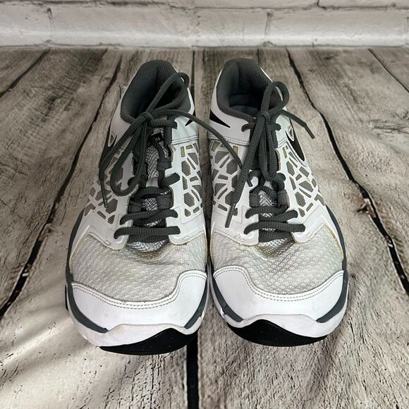 Nike Flex Supreme TR4 White and Gray Women's Athletic Shoes, Size 8, Pre-owned - Picture 1 of 8